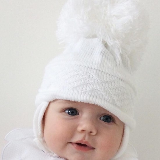 PES White Baby's Knitted Large Pom Pom Hat 